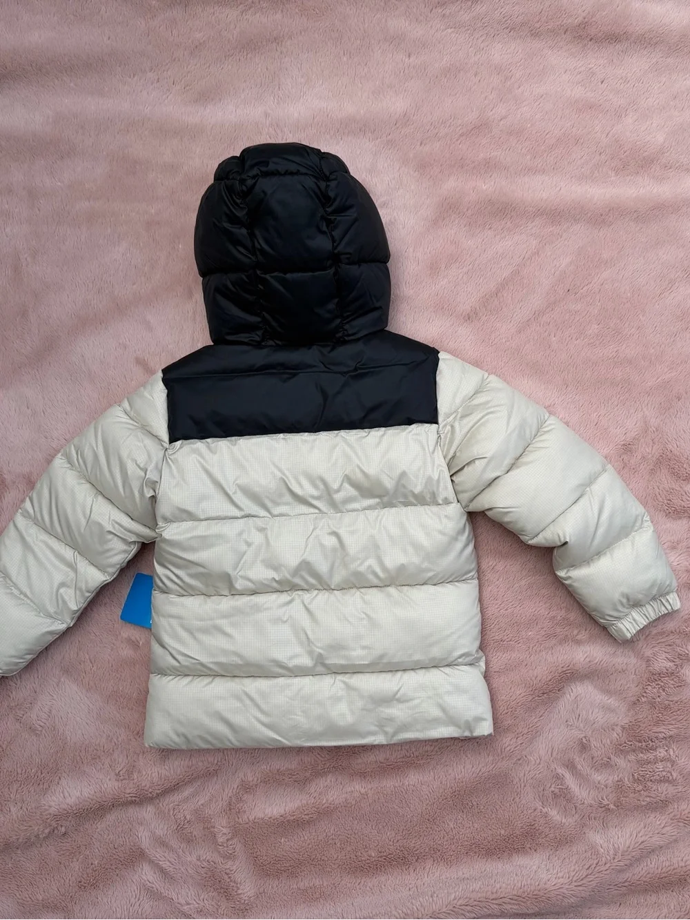 New Columbia Cream and Black Hooded Kids Puffer Jacket (Size 6/7)